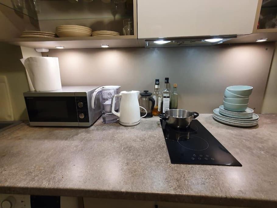 Stylish Apartment In Old Town Рига Экстерьер фото